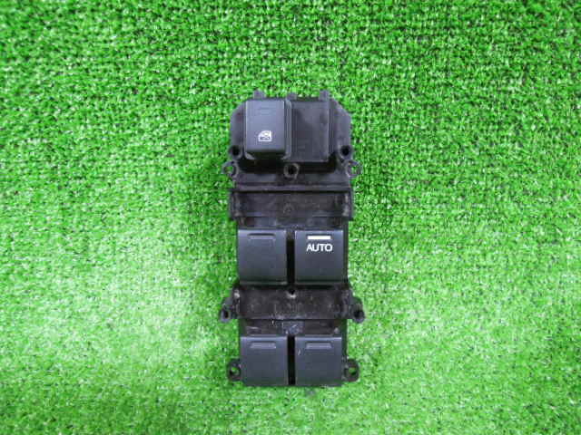 ホンダ フィット GP6 パワーウィンドウスイッチ 中古 35750-T5A-J013-M1-04 24ピン 10226拍卖