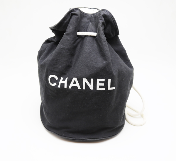 中古品 シャネル 巾着 ショルダーバッグ ブラック コットン ノベルティ拍卖