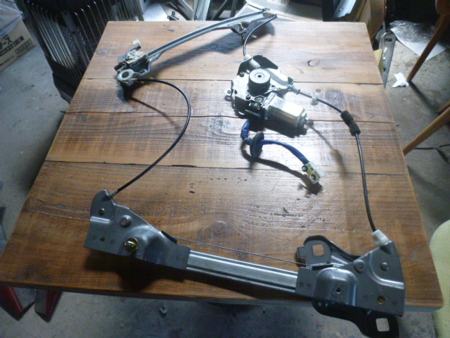 ka F★H15 日産フェアレディZ Z33★純正★左パワーウィンドーレギュレーター モーター★807301 CD001/0176035-B/部品取り車 拍卖