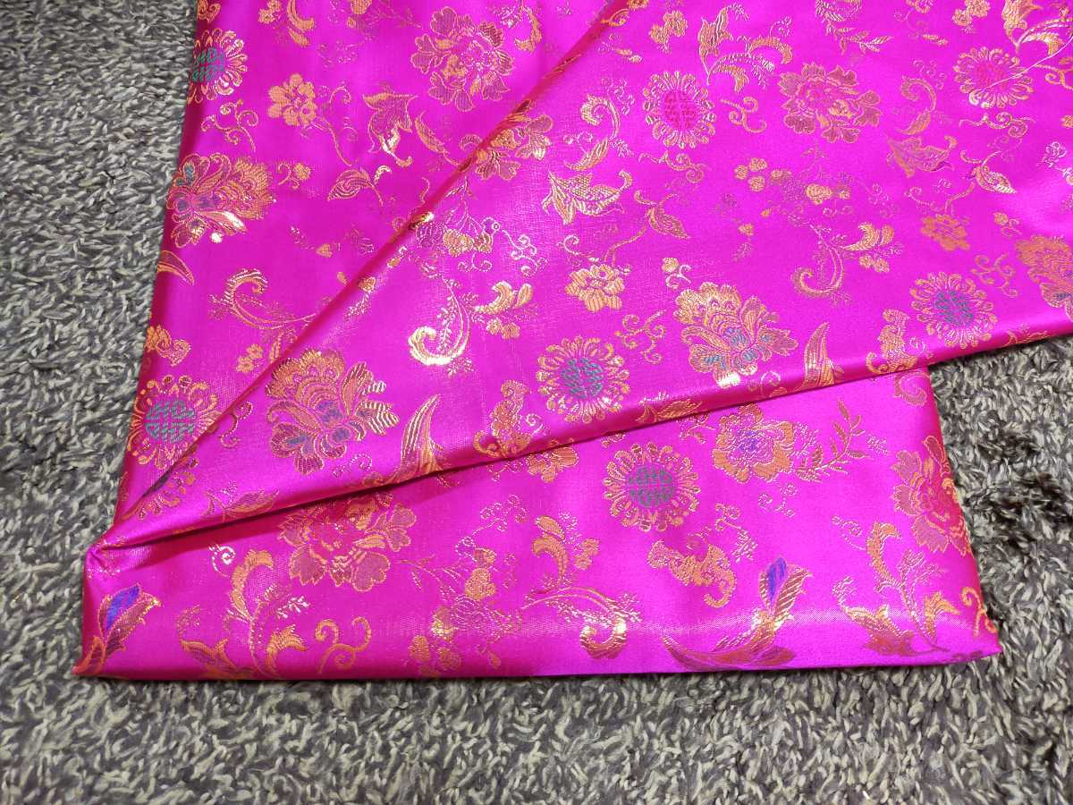 韓国布(チマチョゴリ)ハギレ タン ピンク金 まとめて決済&配送可拍卖