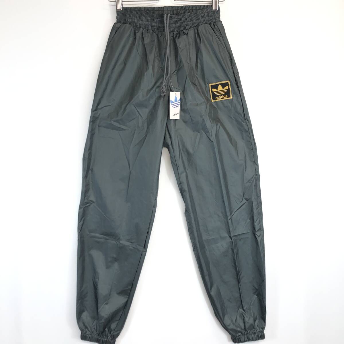 80s デッドストック デサント製 アディダス adidas ナイロンパンツ TAD-917P Lサイズ チャコール系拍卖