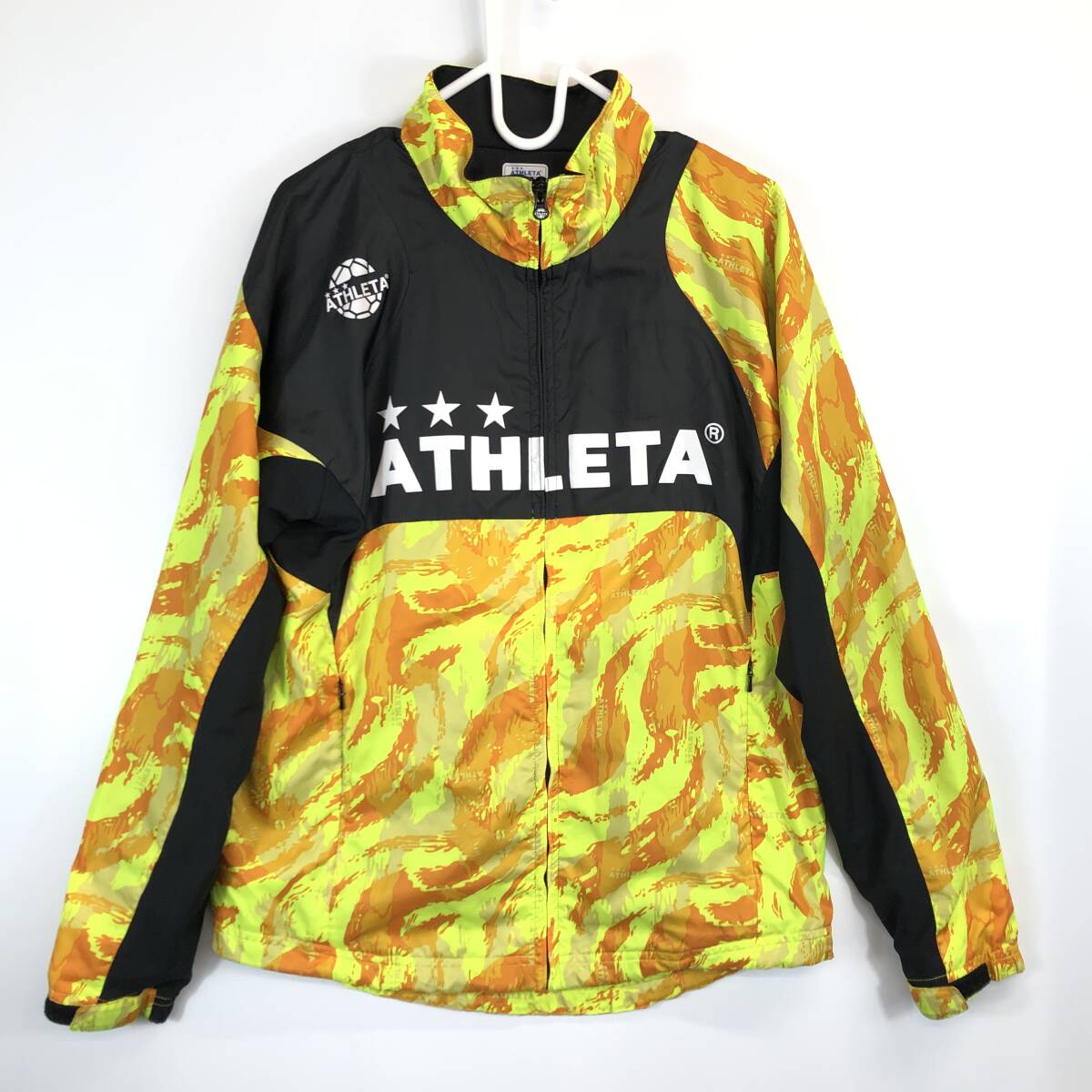 アスレタ ATHLETA ナイロンジャケット Mサイズ 裏地付き ステッチ跡あり拍卖