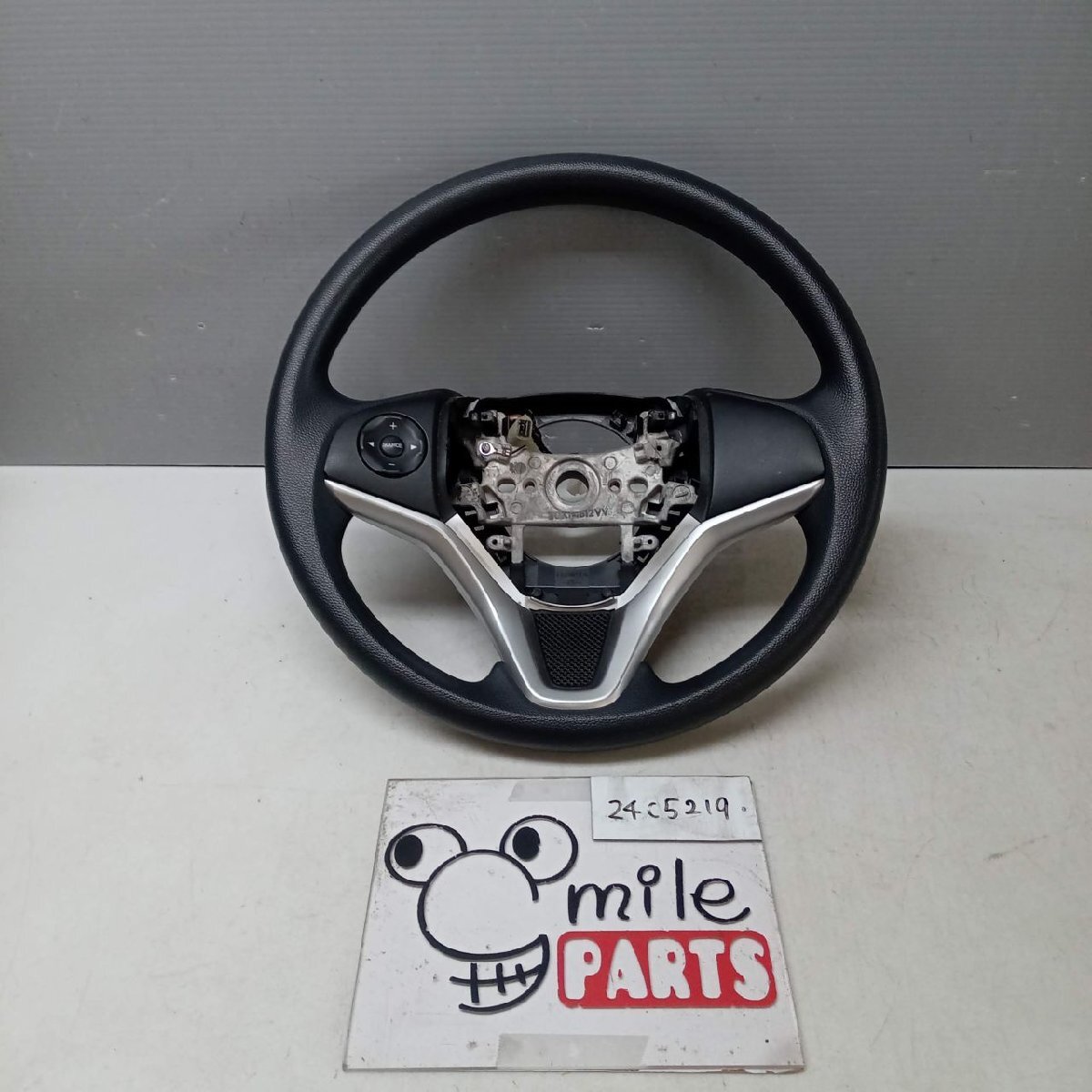 GK3/GK4 フィット 純正 ステアリングホイールハンドル(ウレタン) 2Z6-18-1/-24C5219*同梱不可拍卖
