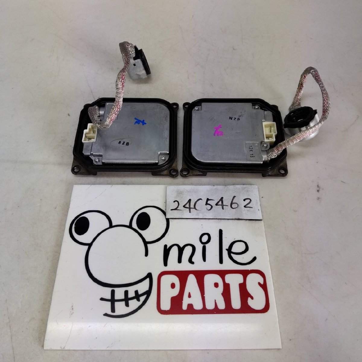 QNC20/QNC25 bB 純正 左右バラスト 1D1-11-2/24C5462*同梱不可拍卖