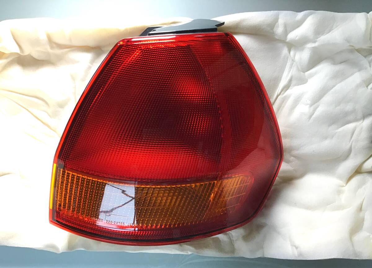 日産純正◆ウイングロード WFY11 右テールランプASSY◆26554-WD200★未使用・新品拍卖