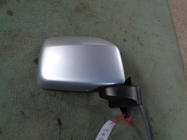 ムーヴ DBA-L150S 右サイドミラー/ドアミラー 電動格納 5Pカプラ S28 ブライトシルバー(M)拍卖