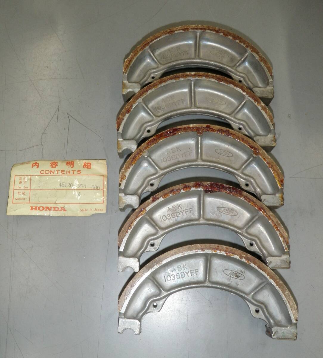ホンダ HONDA 当時物 ブレーキシュー 45120-230-000 5個 (CD125 CD175 CA175 CL125A SS125R) 純正新品 希少③拍卖