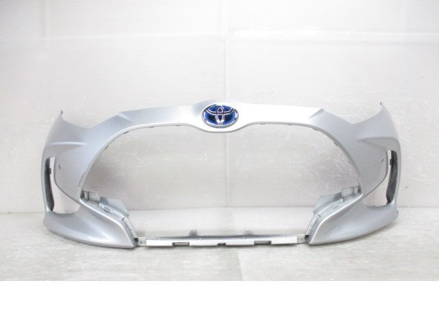 【即決有】 ヤリス MXPH10 KSP210 MXPA10 純正 フロント バンパー シルバーメタリック 52119-K0010 (B039342)拍卖