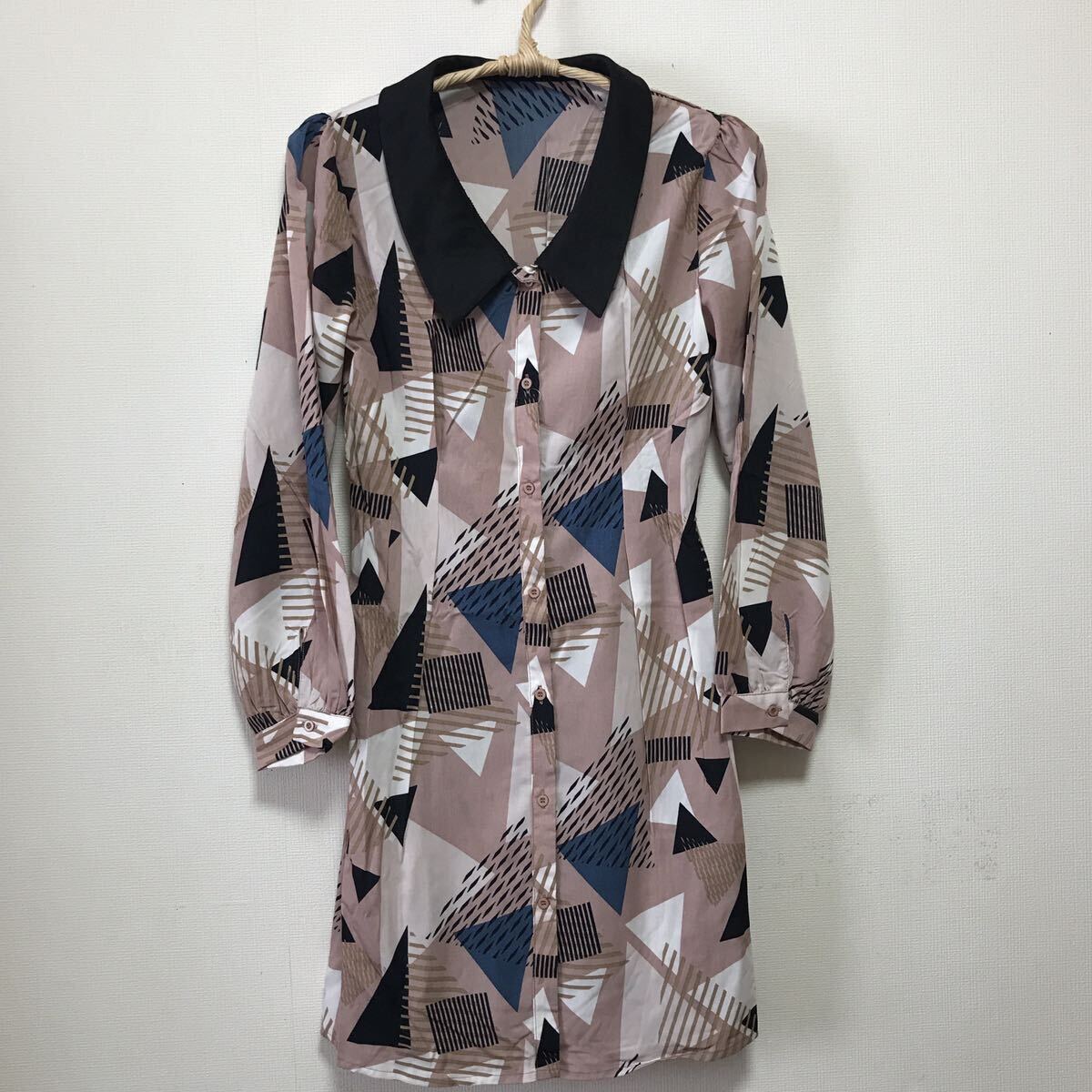 新品未使用Co Coquetteパピエール レディース柄シャツ シャツチュニックワンピース M長袖 花柄シャツガウンワンピース拍卖