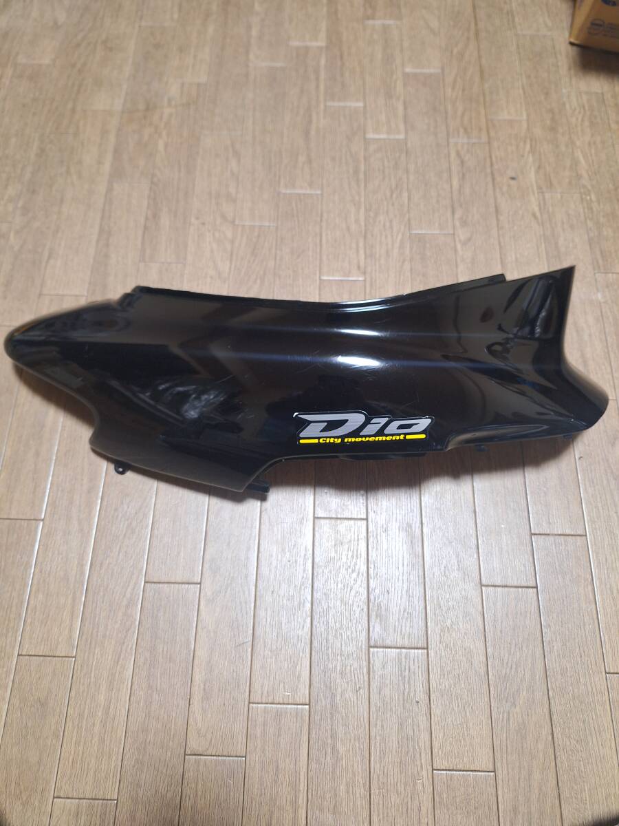 ライブディオ 純正ノーマル 右リアカウル AF34/DIO 拍卖