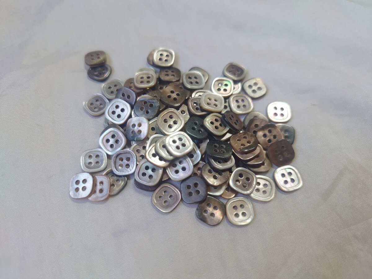 #二重テレビ型 黒蝶貝ボタン 10mm 四つ穴 四角 100ヶ拍卖