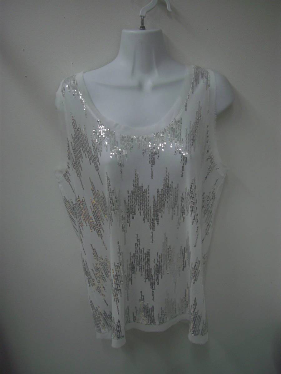 送料無料!VICKY(ビッキー/日本製)ポリエステル/ノースリーブ/スパンコー/タンクトップ/インナー/カットソー/チュニク☆サイズ2拍卖