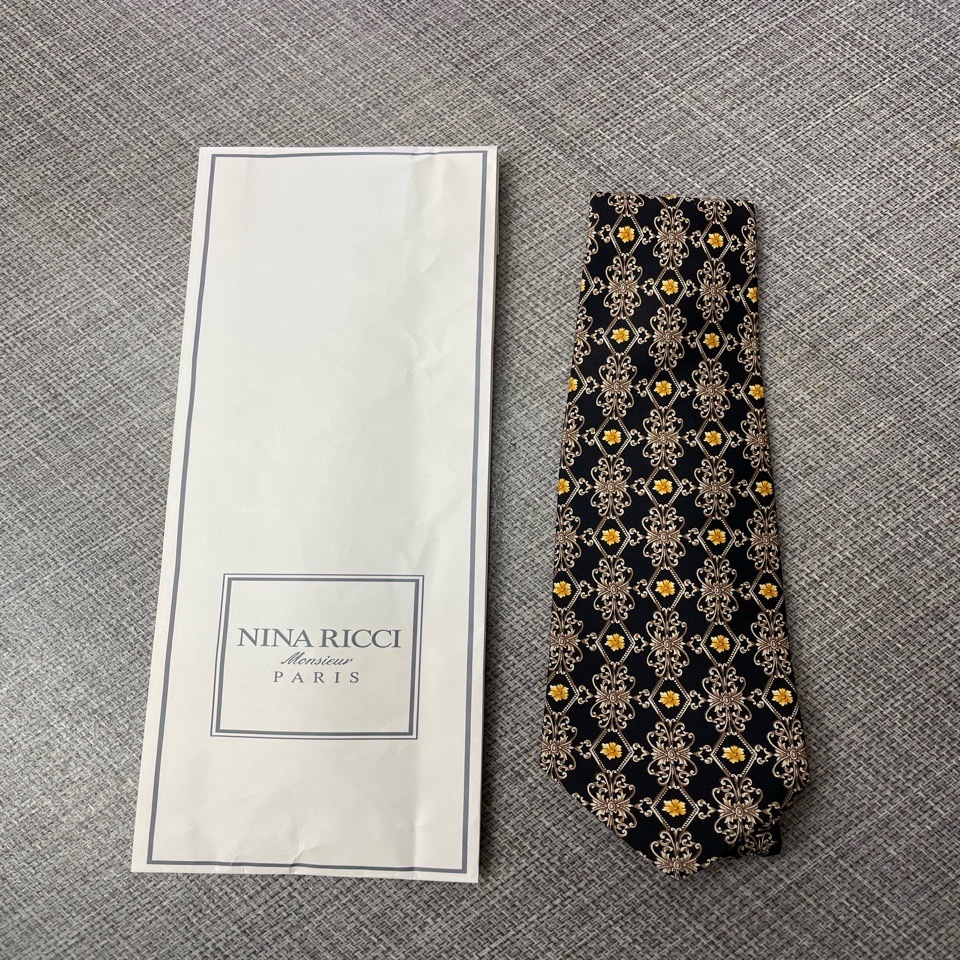 Nina Ricci(ニナリッチ) 送料無料/新品未使用品/ネクタイ拍卖
