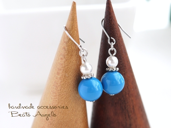 ◆◆+angelo+天然石ターコイズとスワロフスキーパールのピアス(p-065)S 香水瓶 夏 ブルー チタン 樹脂 イヤリング拍卖