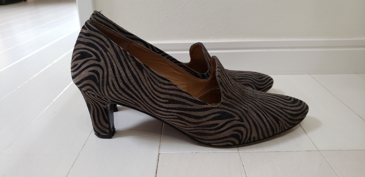 フランスブランド Accessoire diffusion アクセソワ ゼブラ柄パンプス サイズ37 23.5cm ヒール6.5cm 甲深め ローファーアニマル柄 匿名配送拍卖