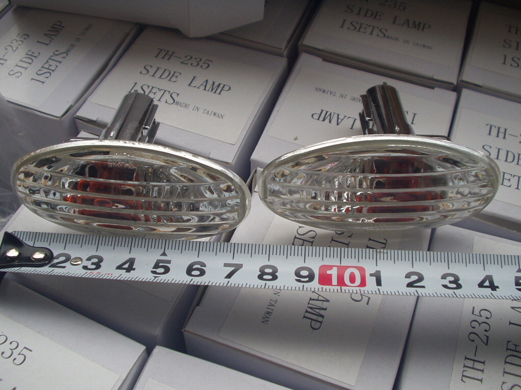 業販! ワゴンR??MOVE用? クリアーサイドマーカー 100台分200個 年式など不明 画像確認で ジャンク 流用 汚れ有 TH-235拍卖