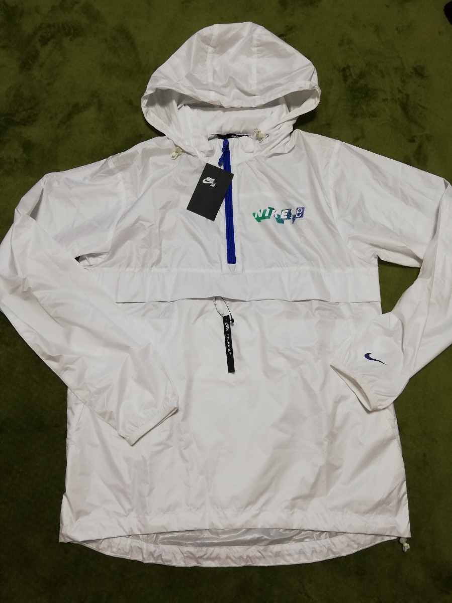 新品未使用 定価1万円 NIKESB ナイキ パッカブル ホワイト M サイズ NIKE SB 拍卖