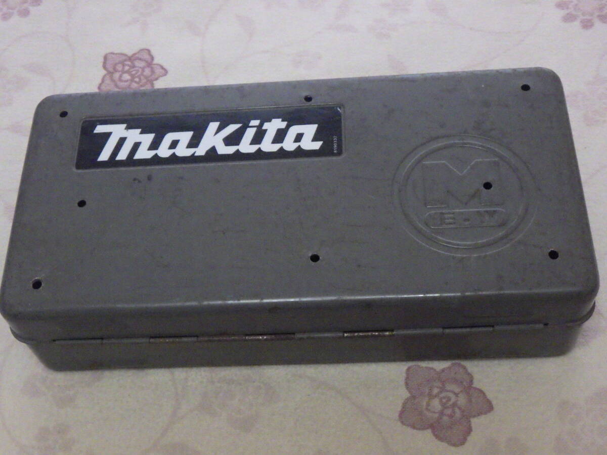 マキタ★当時もの★道具入れ★ブリキ★昭和レトロ★makita★工具箱★工具★道具箱★携行缶拍卖