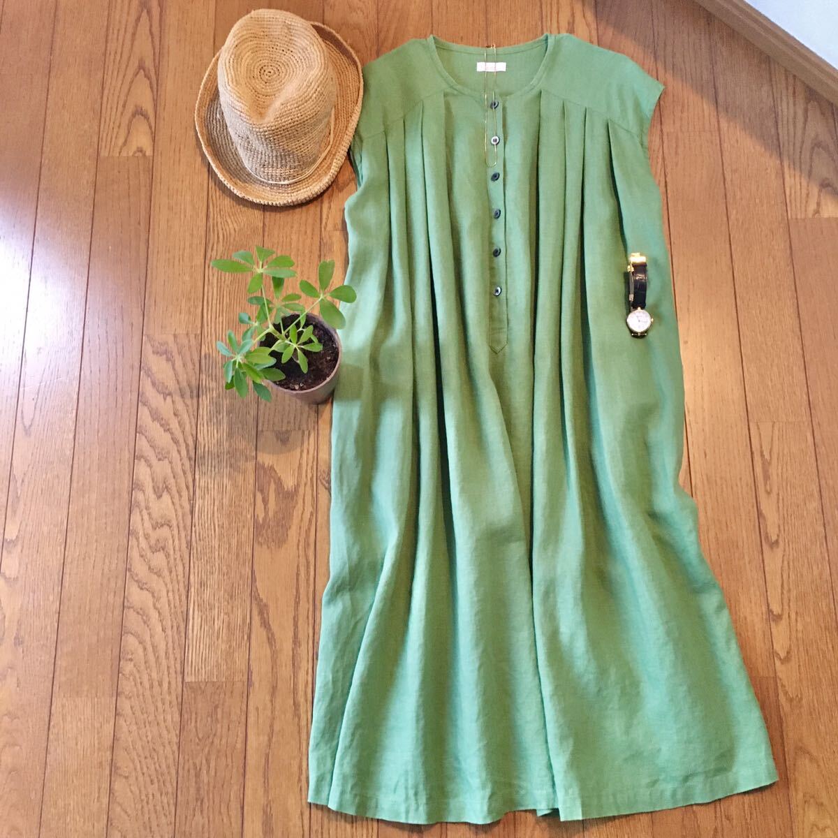 リネン100%*イナ*ina*ワンピース*麻*リネンワンピース*グリーン*さらさら拍卖