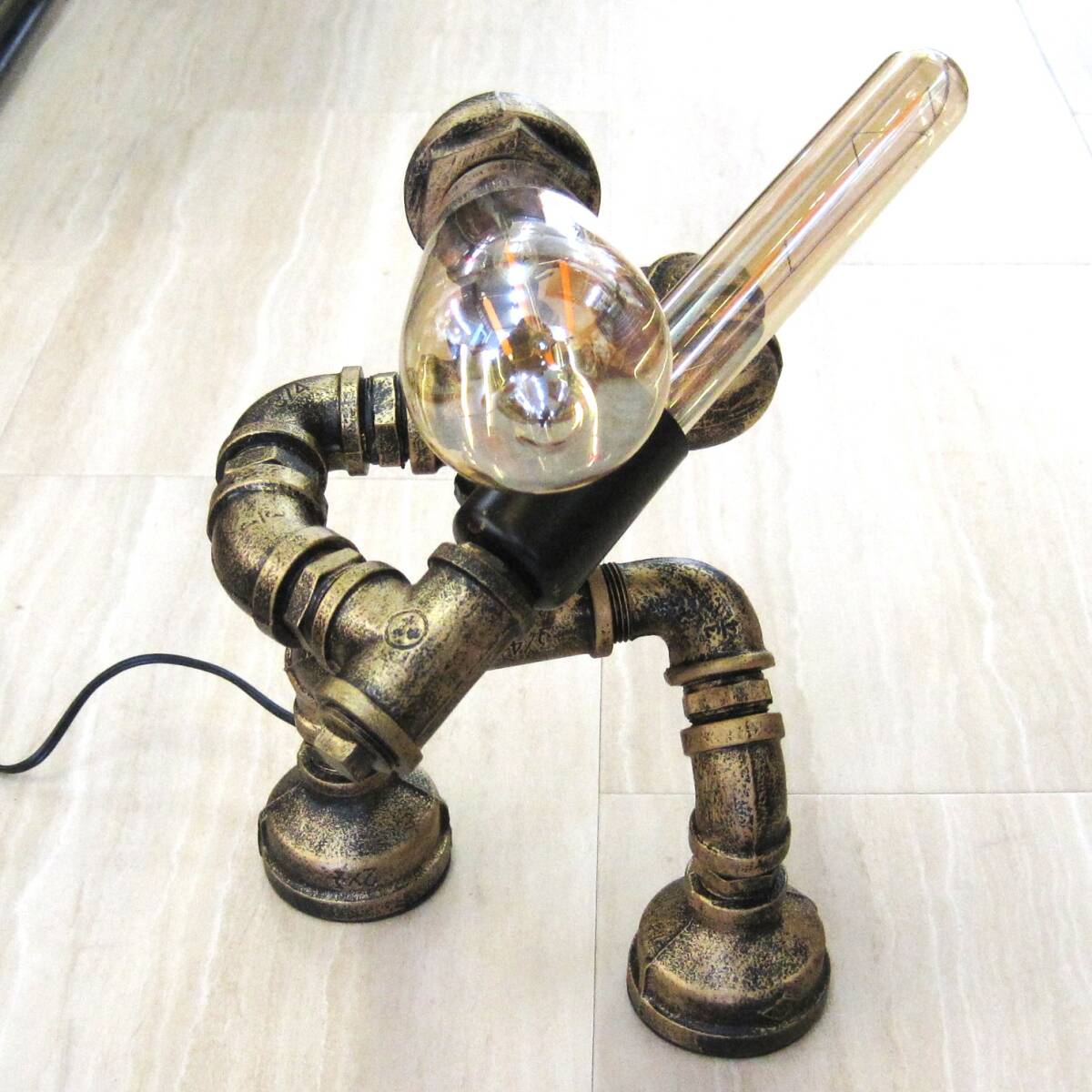 オブジェ 照明 配管ドール Y2023 拍卖