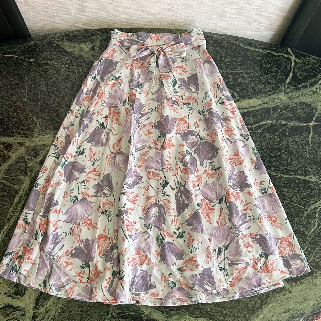 【美品】ROPE PICNIC★ロペピクニック ロングスカート 38サイズ Mサイズ 花柄 総柄 白 ピンク 紫 ウエストゴム ウエストリボン拍卖