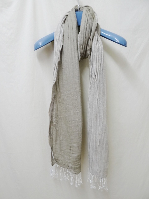 イタリア製 新品未使用 ストール カーキ拍卖