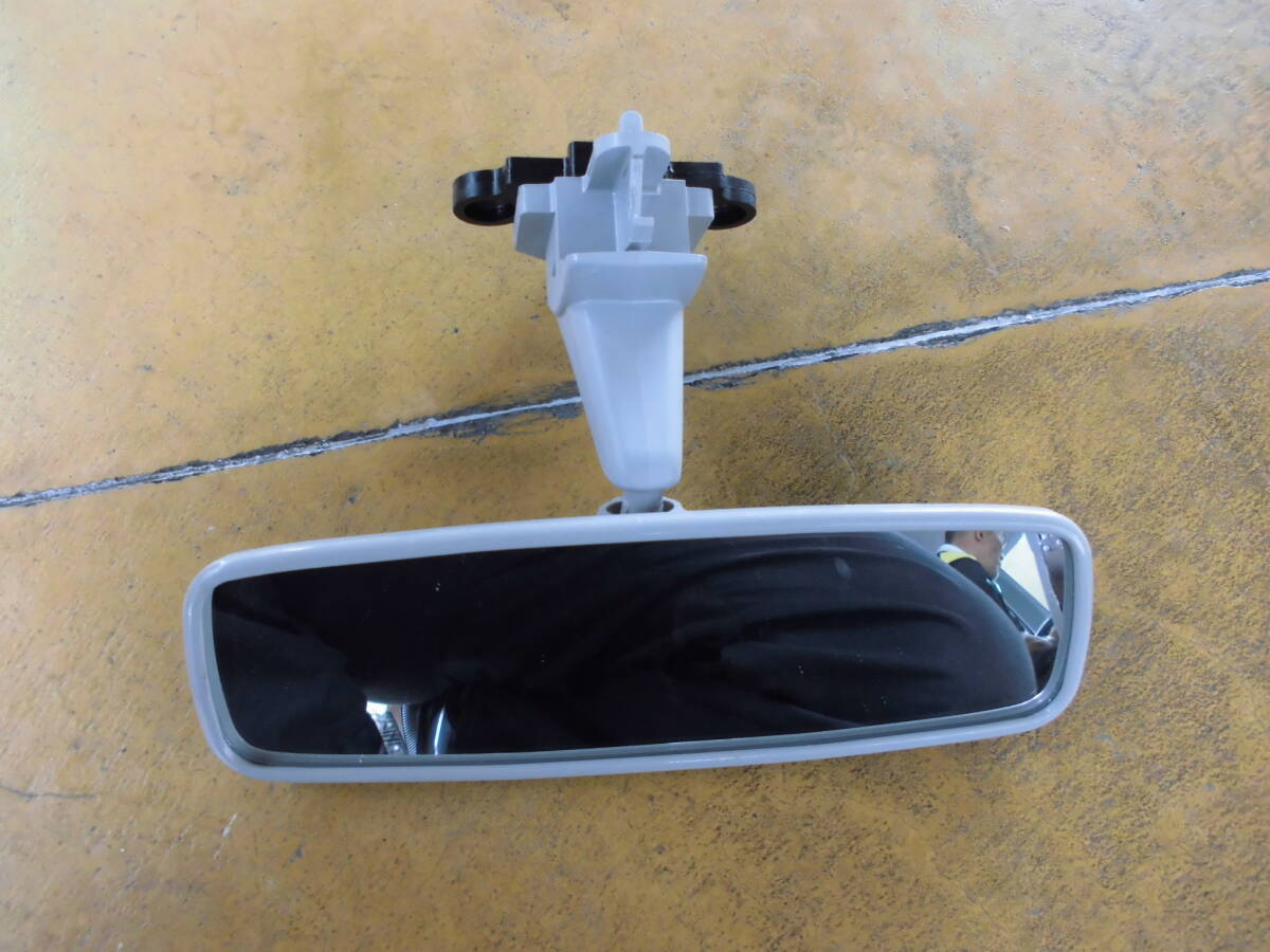 H28 ダイハツ ムーヴ コンテ L575S バック ミラー 中古品拍卖