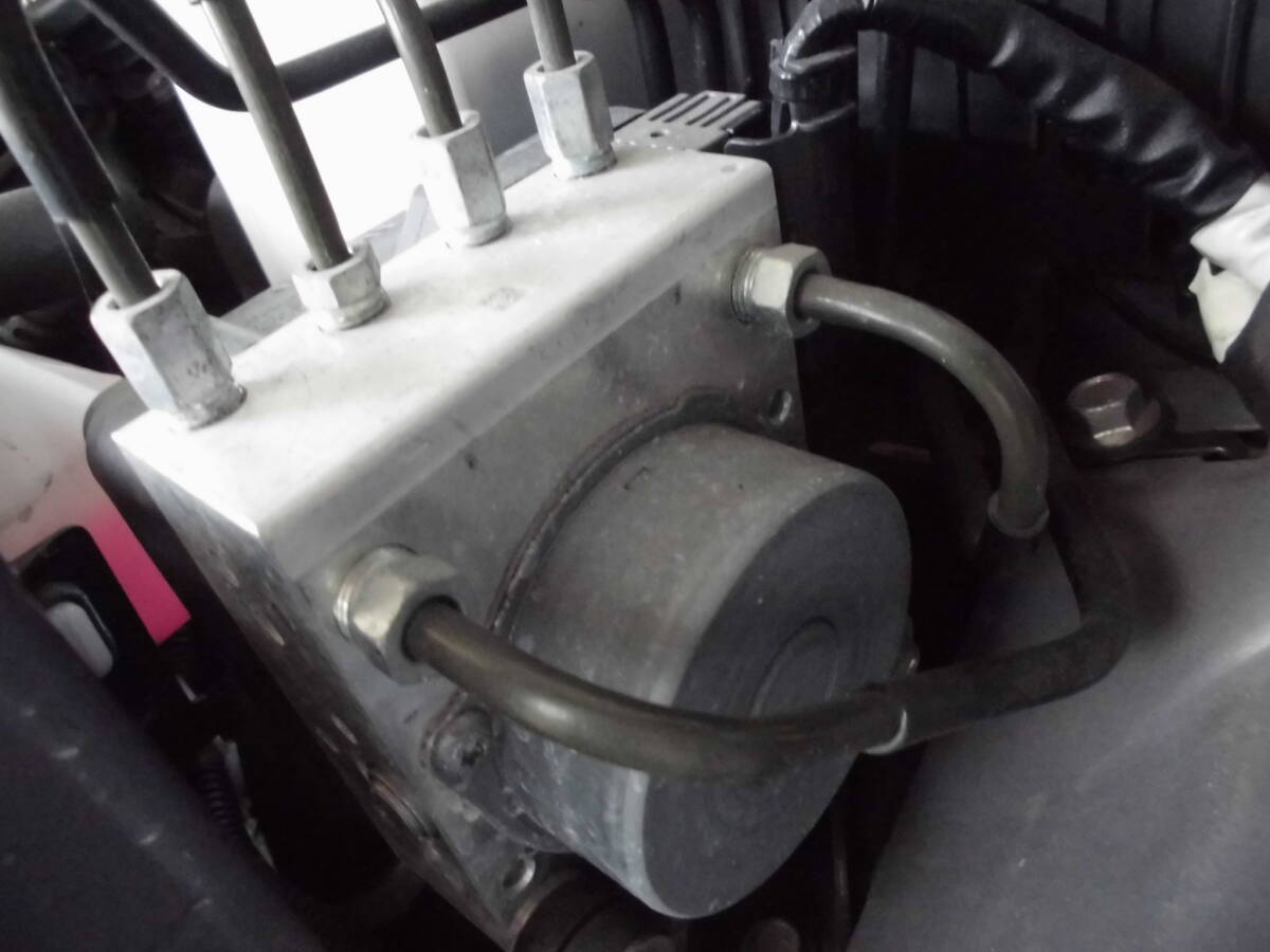 H28 ダイハツ ムーヴ コンテ L575S ABS アクチュエーター 中古品拍卖