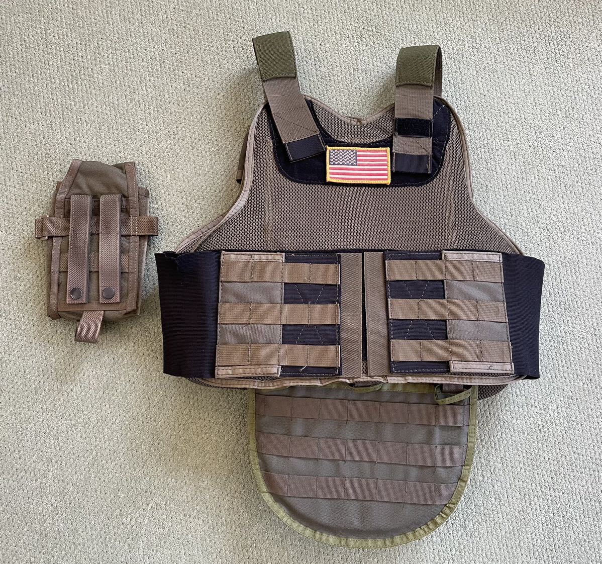 ToySoldier paraclete CVC CAG カスタムトイソルジャー パラクレイト delta cag プレートキャリア グローイン ラジオポーチ拍卖