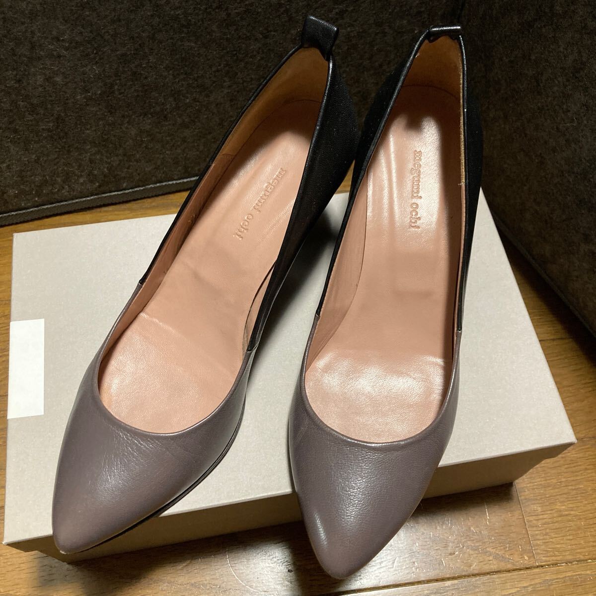 メグミオチmegumi ochi アーモンドトゥ バイカラー レザー パンプス 本革 グレー×黒 ヒール シューズ 39 靴 インポート拍卖