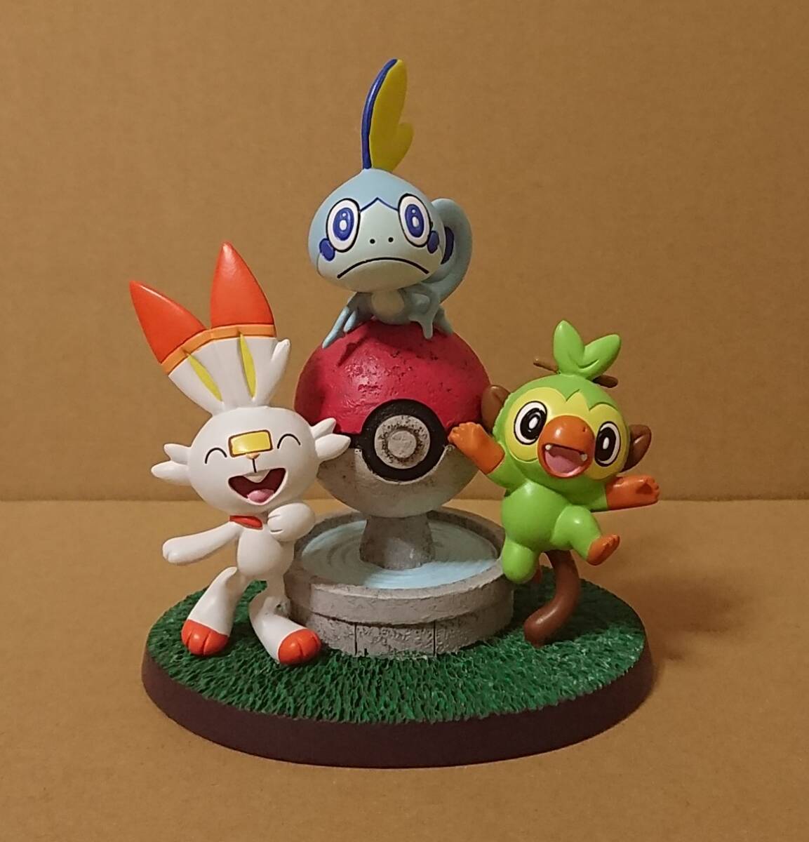 ポケットモンスター 海外ポケモンセンター限定 フィギュア ガラル地方 メッソン ヒバニー サルノリ 拍卖