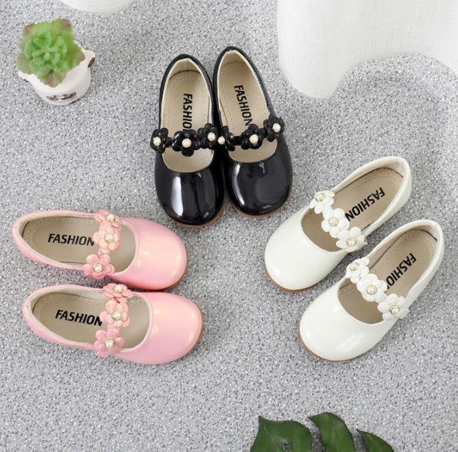 LRM794★可愛いフォーマルシューズ 女の子 ガールズお姫様 ドレス用シューズ履きやすい演出入園式結婚式発表会15.5-22㎝拍卖