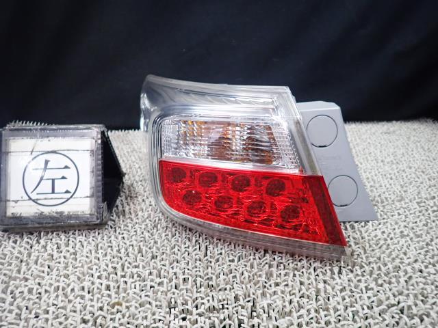 オデッセイ DBA-RB3 左テールランプ PB81P 33551-SLE-J01拍卖