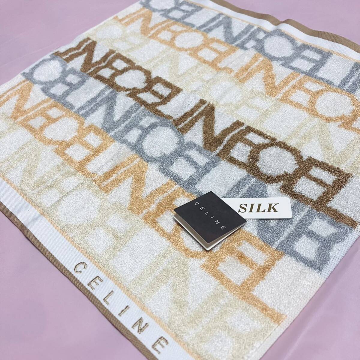 【シルク】新品CELINEタオルハンカチ/正規品/セリーヌ/未使用/ブランド/ハンドタオル/マカダム柄/総柄/日本製/レディース茶色/ロゴ/グレー拍卖