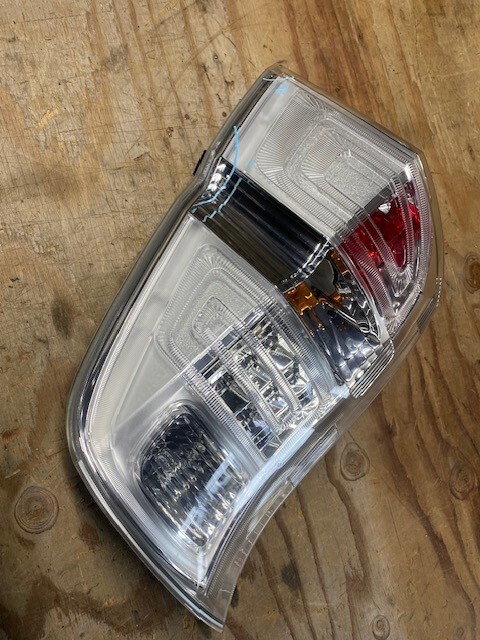 ホンダ ステップワゴンスパーダ 左 テール RK5 (BL12660)拍卖