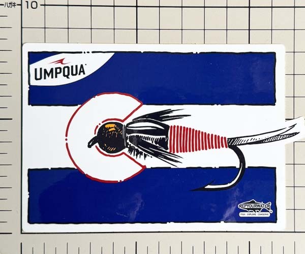 訳有 アンプカ コラボ ステッカー UMPQUA × REP YOUR WATER STICKER FLY フライフィッシング 魚 釣 毛針 フライ シール デコ アメリカ拍卖