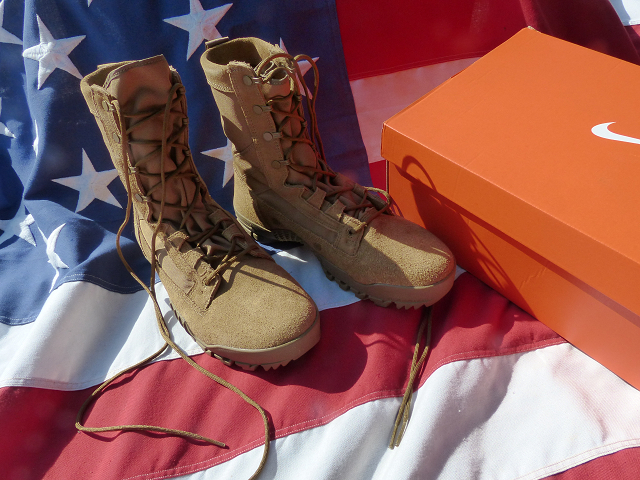 ナイキ SFB ジャングルブーツ コヨーテ Nike 8 26cm 332x拍卖