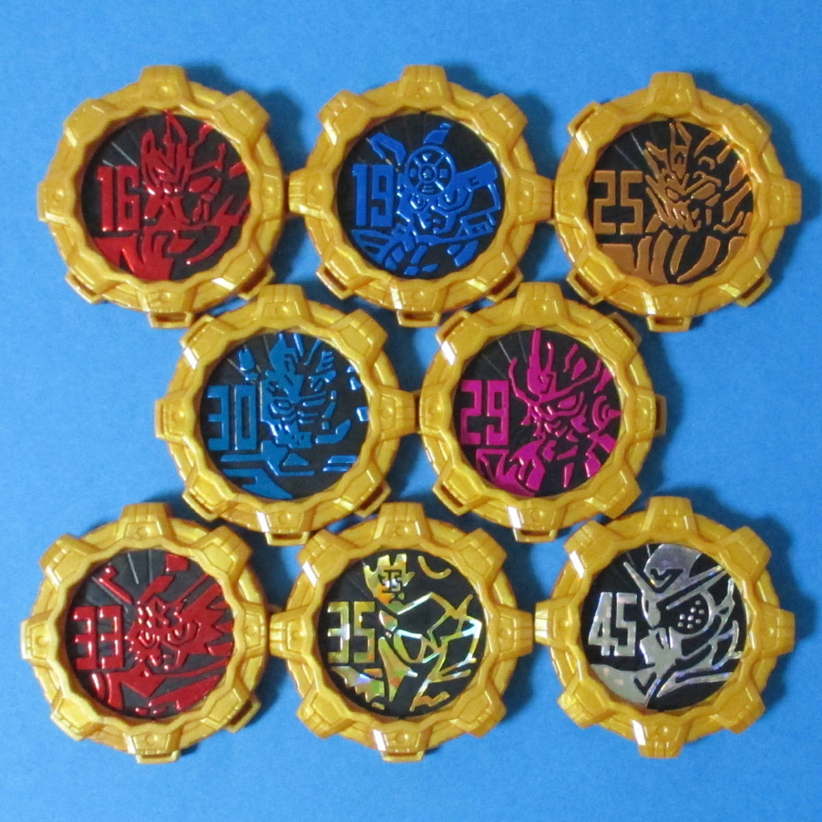 ガシャポン センタイギア 8枚 セット ( ツーカイカッタナーギア ツーカイリッキーギア ツーカイザーギア 他)/ 機界戦隊ゼンカイジャー拍卖