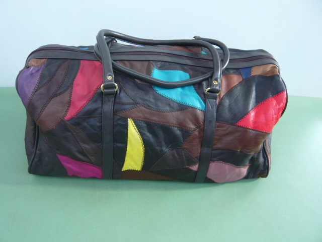 613◆ボストンバッグ レディースバッグ 旅行バッグ カバン 羊革 バッグ マルチカラー 大容量 ◆中古美品◆ロ3拍卖