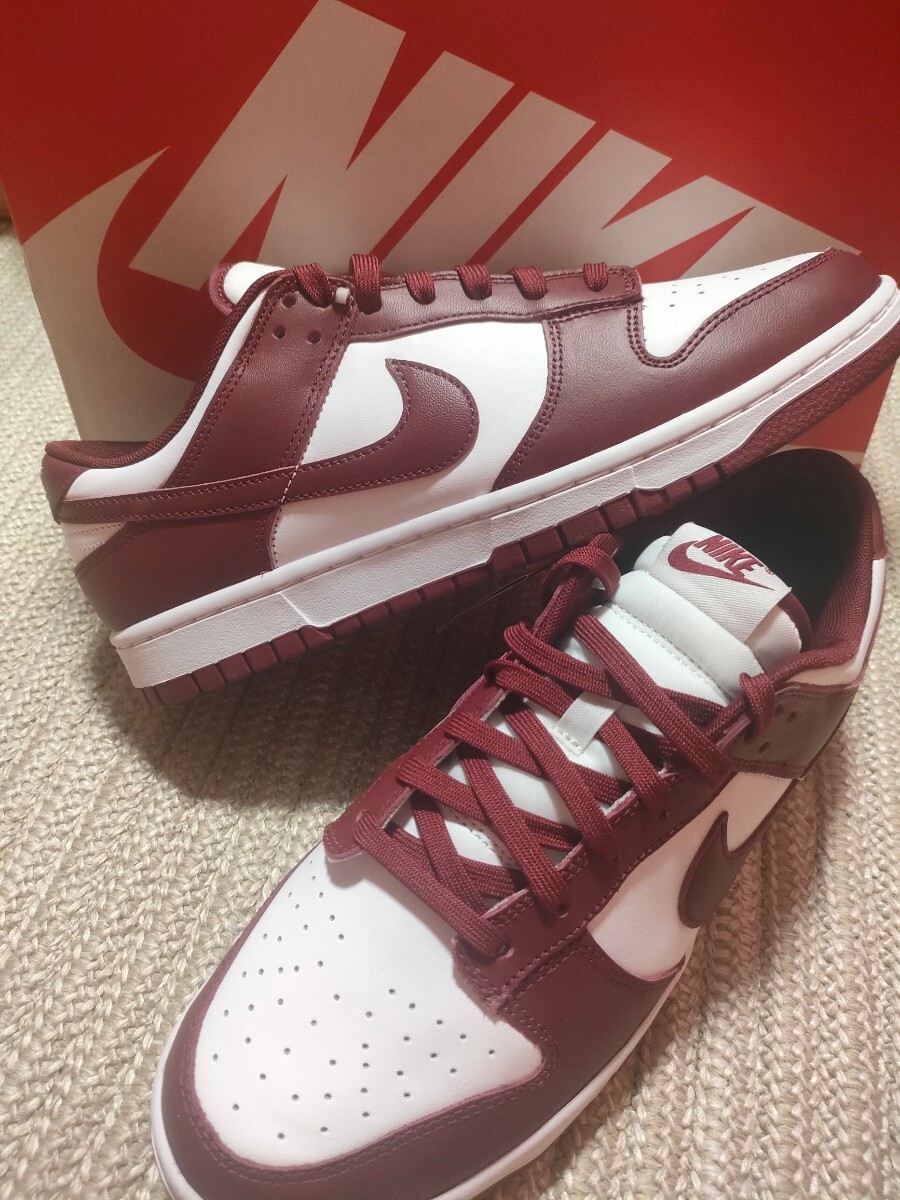 新品 定価15400 NIKE DUNK LOW RETRO 28.5cm US10.5 TEAM RED ナイキ ダンク ロー チームレッド スニーカー 復刻 2023年製 拍卖
