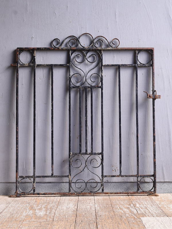 イギリスアンティーク アイアンフェンス ゲート柵 ガーデニング 12327拍卖