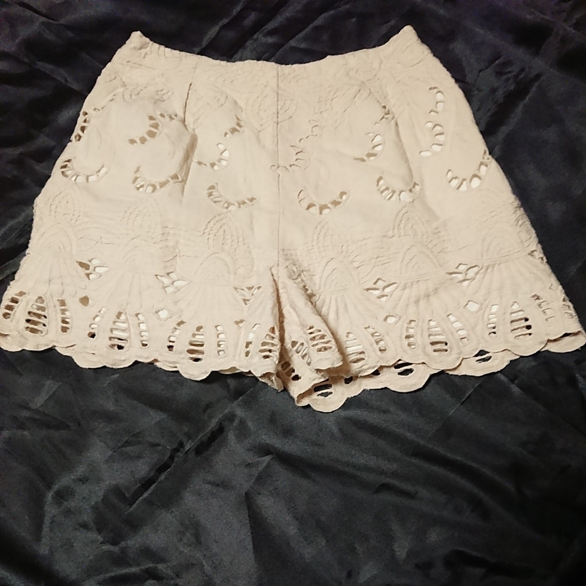 JAYRO オフホワイト シンプル ショートパンツ キュロット M ベージュ アイボリー ショーパン ジャイロ拍卖