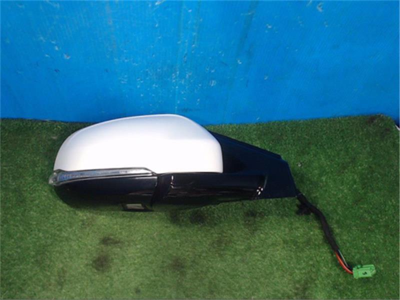 ボルボ 純正 ボルボ40 《 MB4164T 》 右サイドミラー P20500-23003223 拍卖