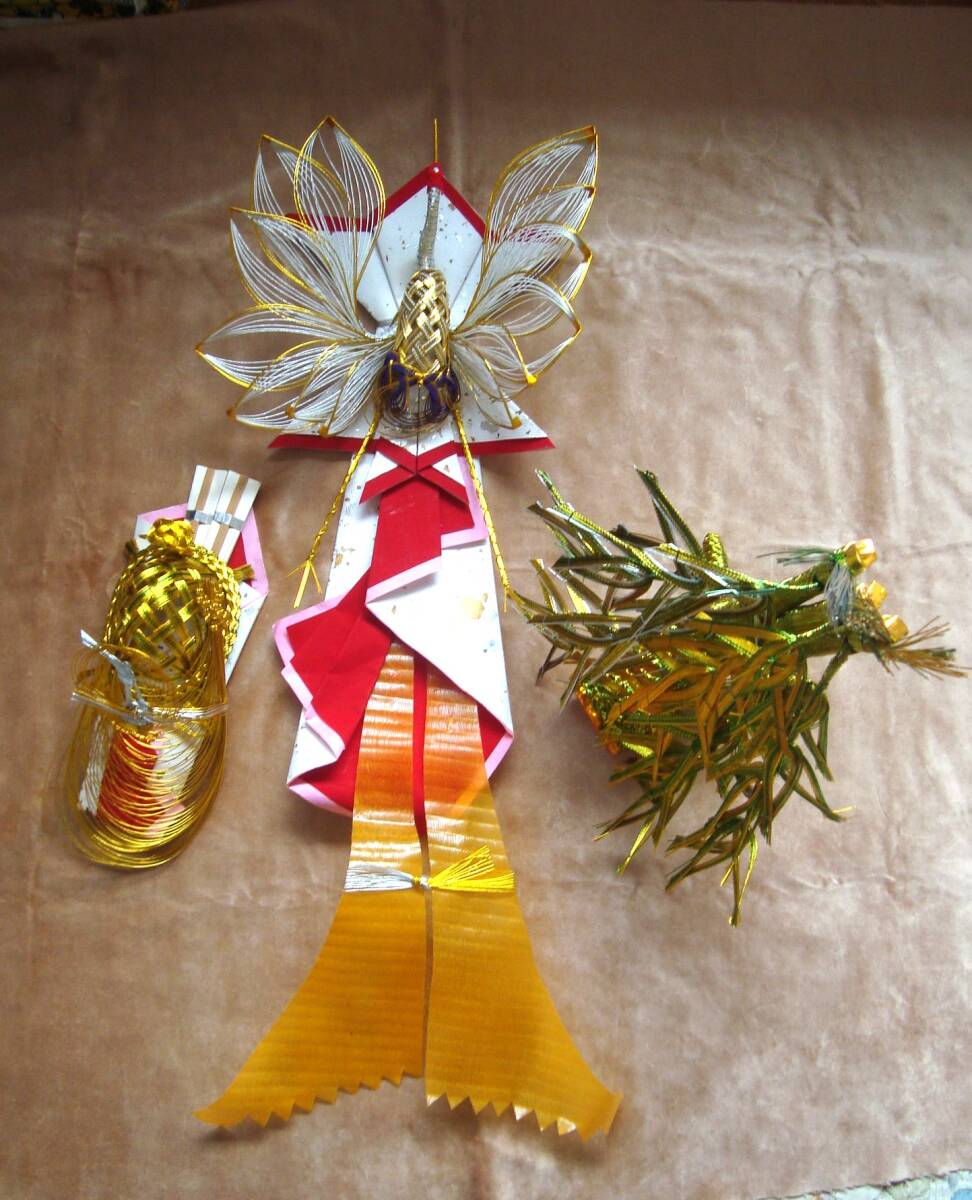 水引 縁起物 鶴 亀 竹 飾り お祝い事やお正月用に インテリアにも拍卖