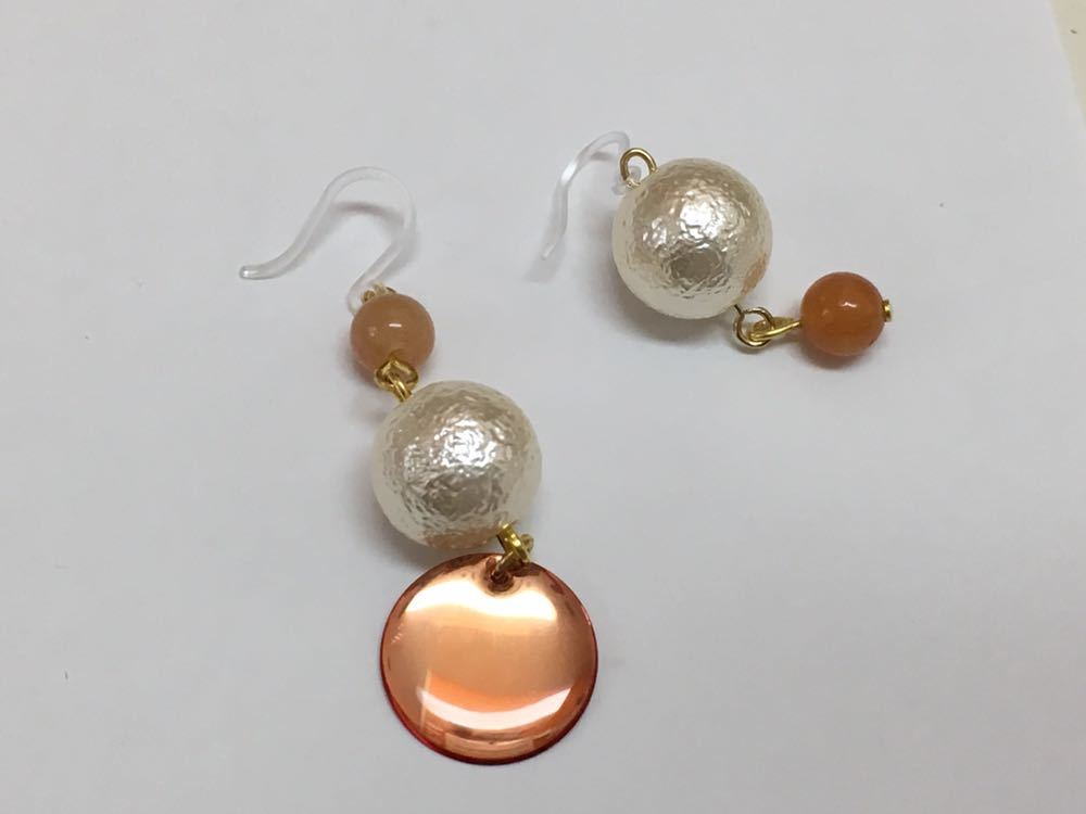 ハンドメイド★エアパールのアシンメトリーピアス(931)拍卖