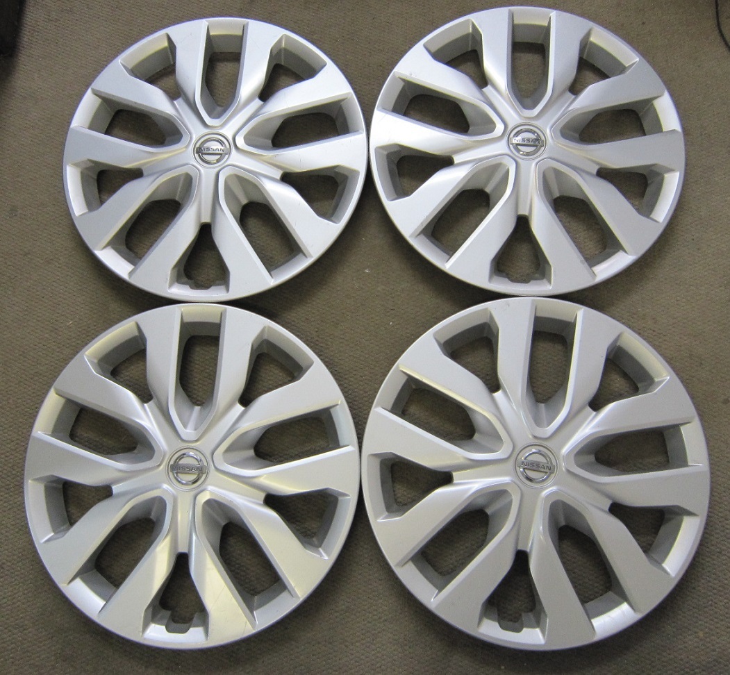 イ627☆日産 T32 X-TRAIL 17インチ ホイールキャップ4枚 40315-4GA0B拍卖