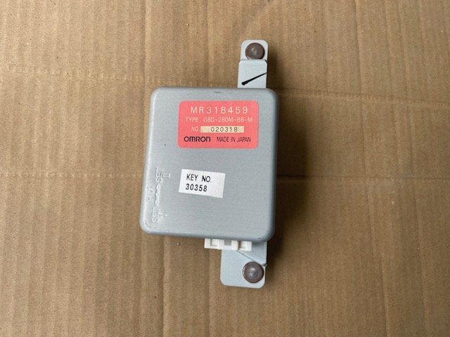 H56A パジェロミニ 純正 キーレスコンピューター MR318459【B6309】拍卖