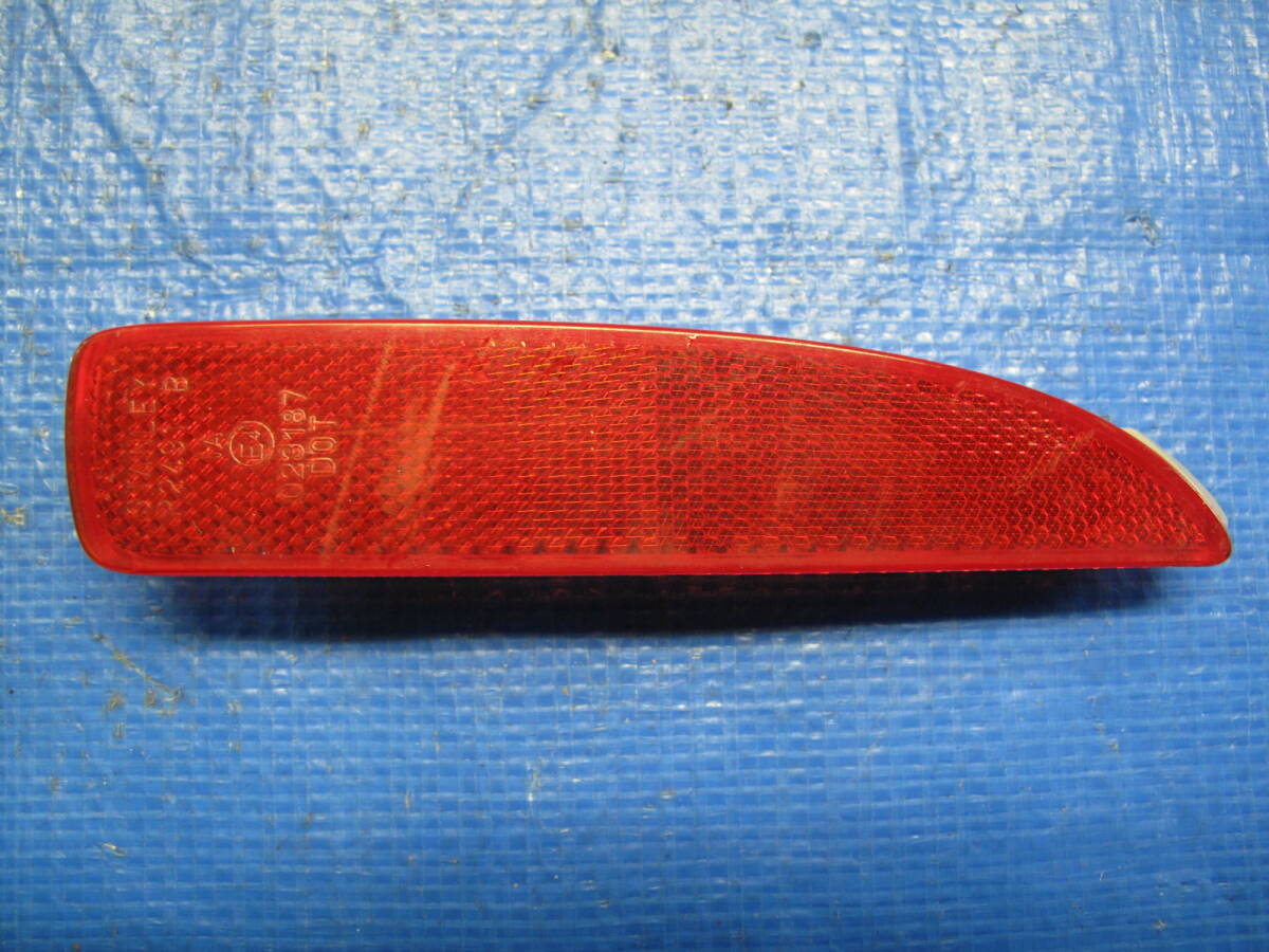 G プレマシー CREW 後期 純正 左 リアバンパー リフレクター 反射板 STANLEY P2491B アクセラ BM アテンザ GJ デミオ DR3W拍卖