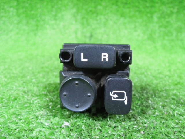 日産 モコ MG22S 電動格納 ドアミラースイッチ 中古 37950-58J0 C8N-C13S 0198D4 配線9本 カプラー付き 10532拍卖