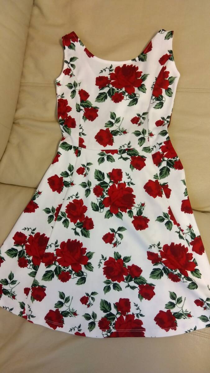 【1回使用】H&M ワンピース バラ(155)拍卖